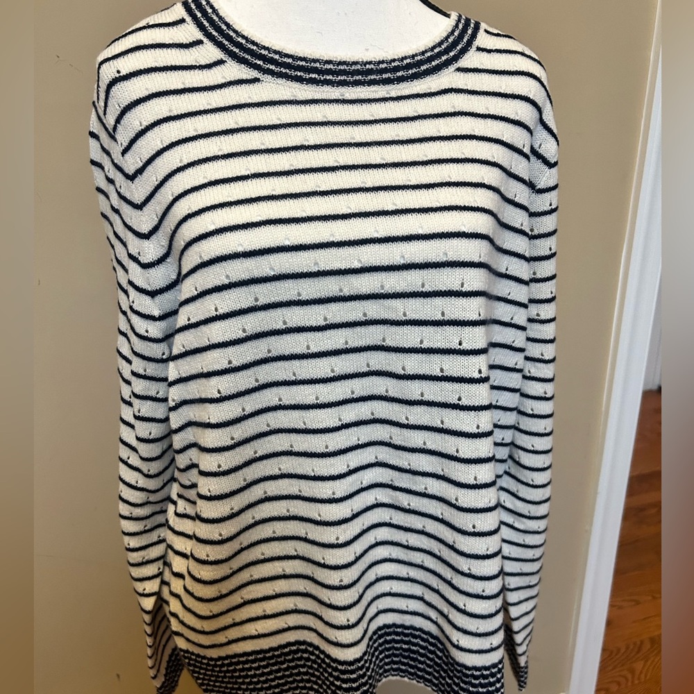 NWT J. Crew l/s sweater, XL, Black & white with small “holes”